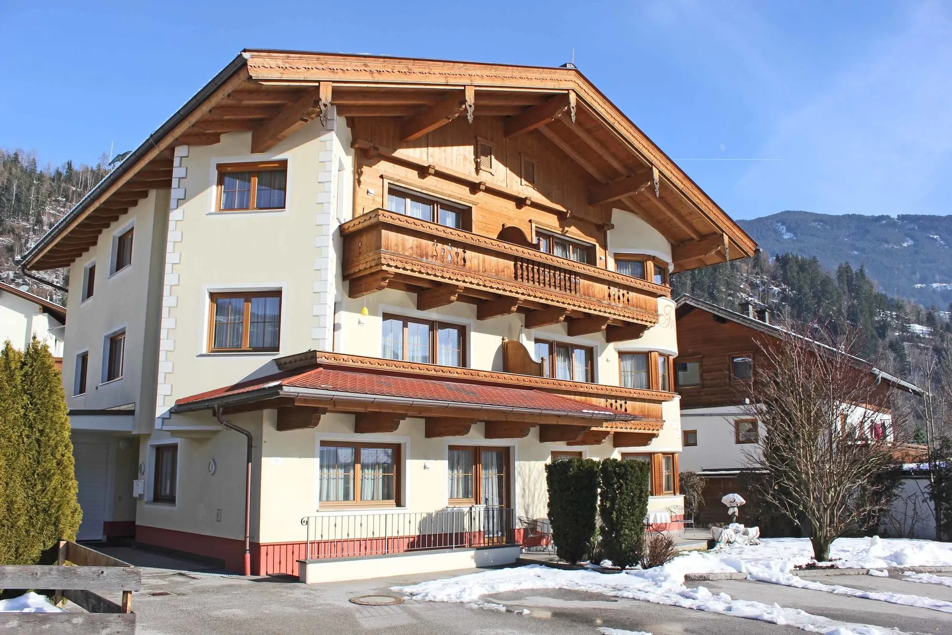 Extérieur maison de vacances (hiver)