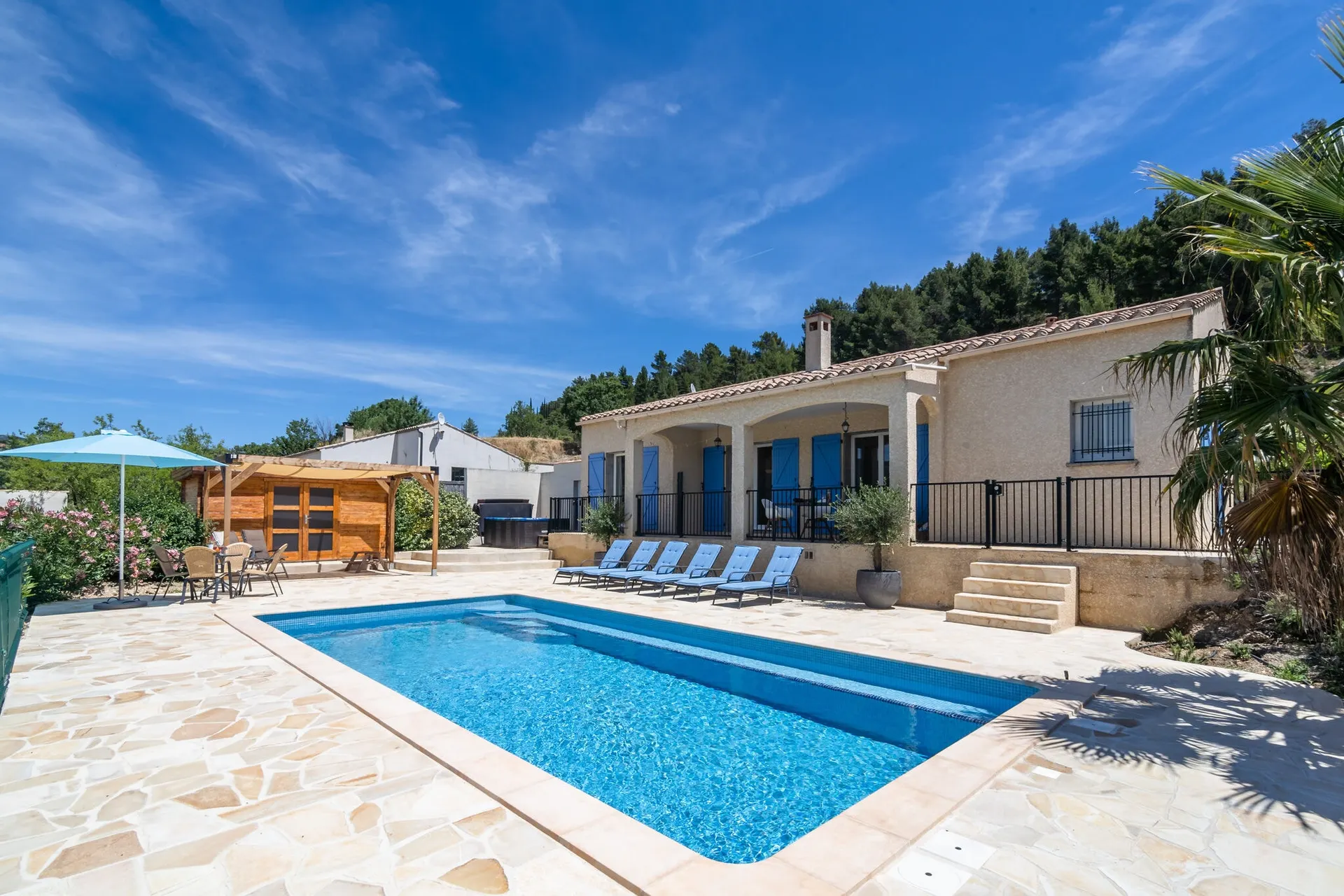 Piscine maison de vacances
