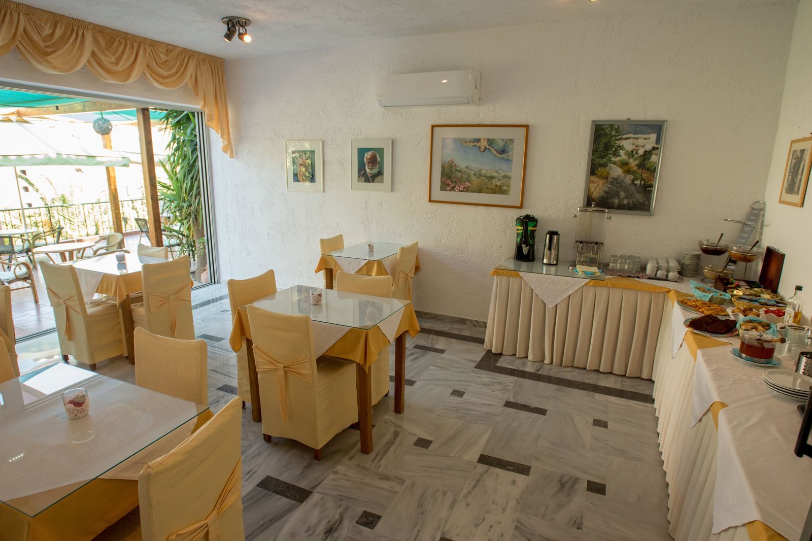 Neos Ikaros, foto 8