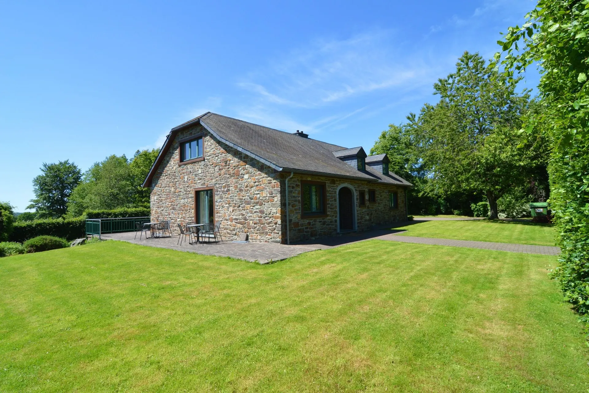 Extérieur maison de vacances (été)