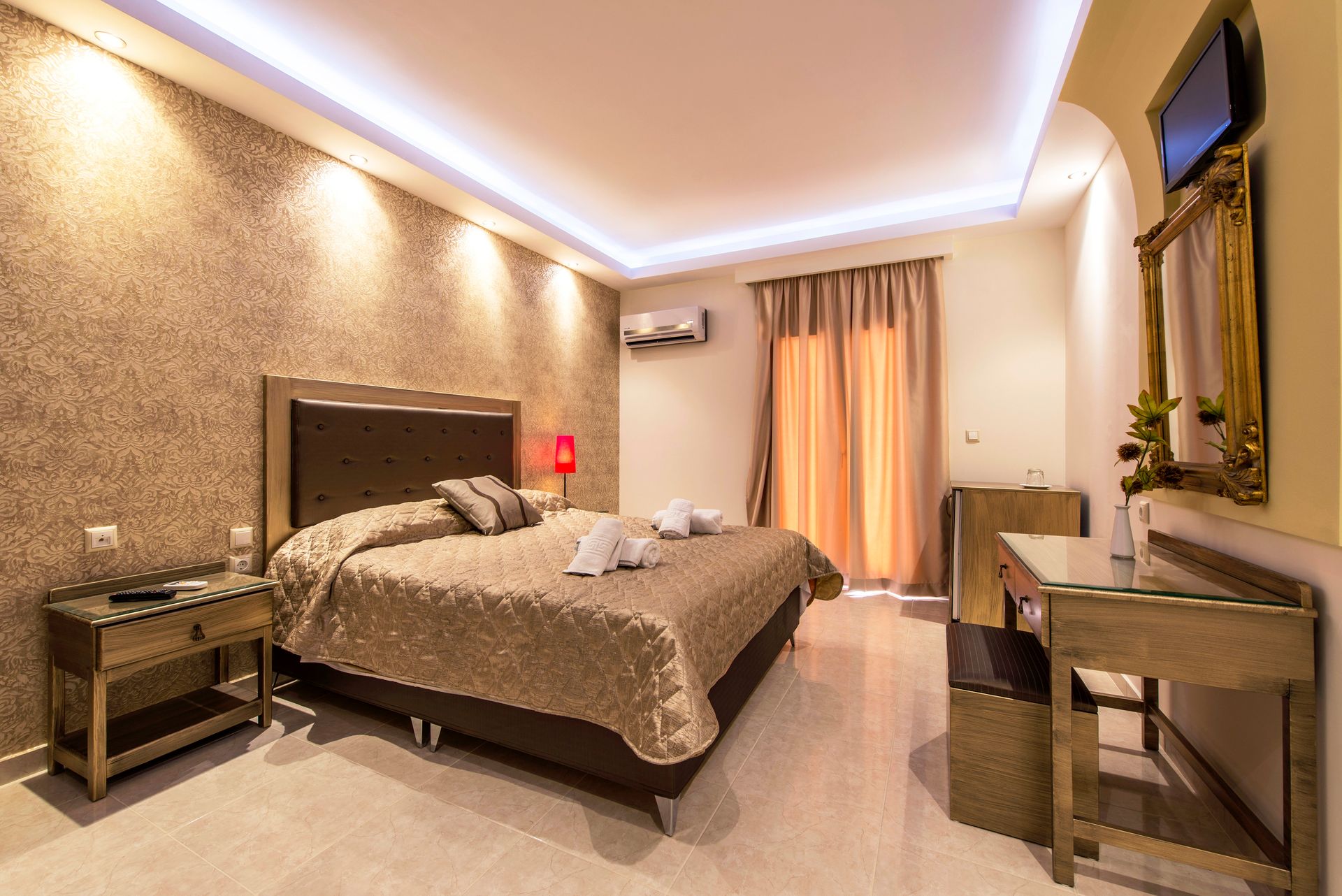 Pirofani Hotel, foto 6