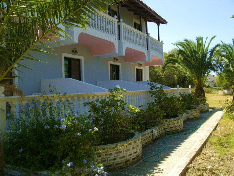 Babis Studios, foto 13