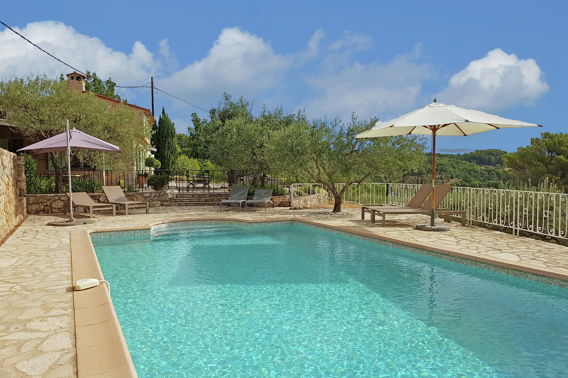 Piscine maison de vacances