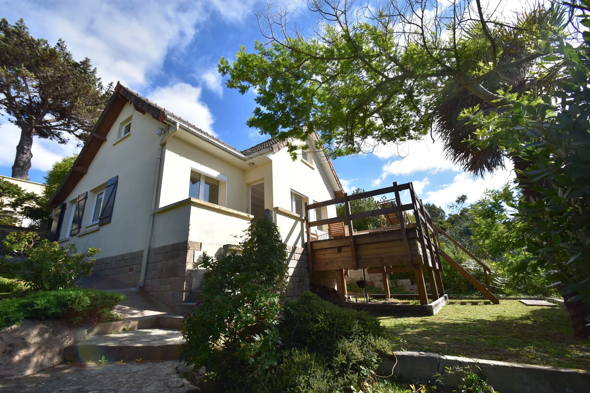 Extérieur maison de vacances (été)
