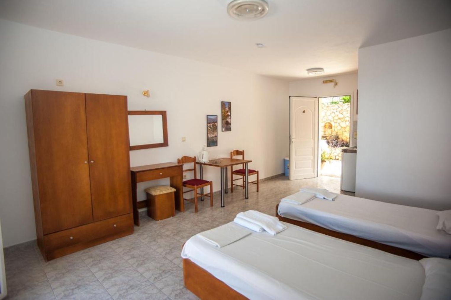 Agathaggelos Studios, foto 4