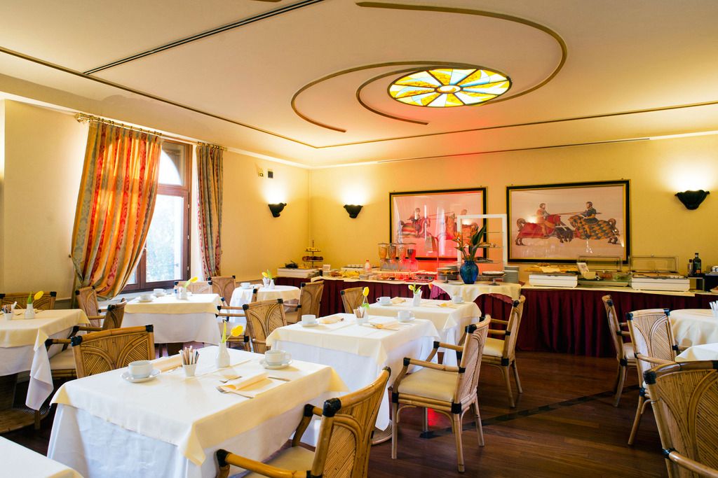 IH Hotels Milano Regency, foto 3