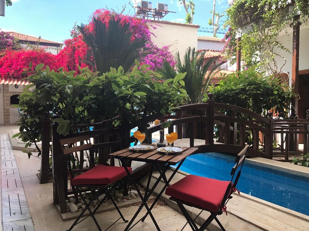 Karyatit Hotel, foto 14