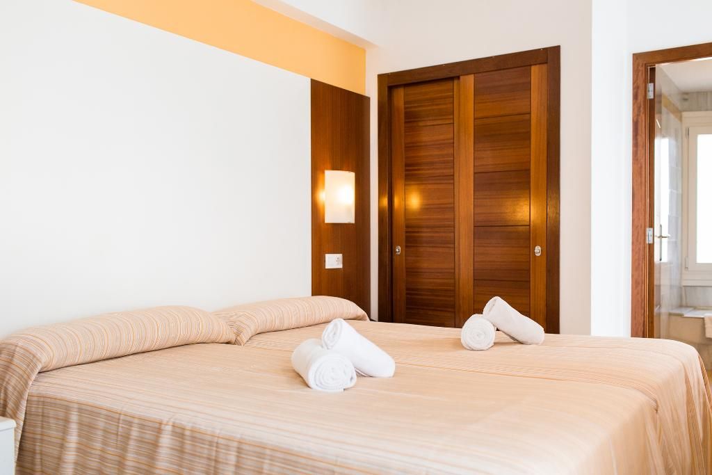 Ciutadella Hostal, foto 8