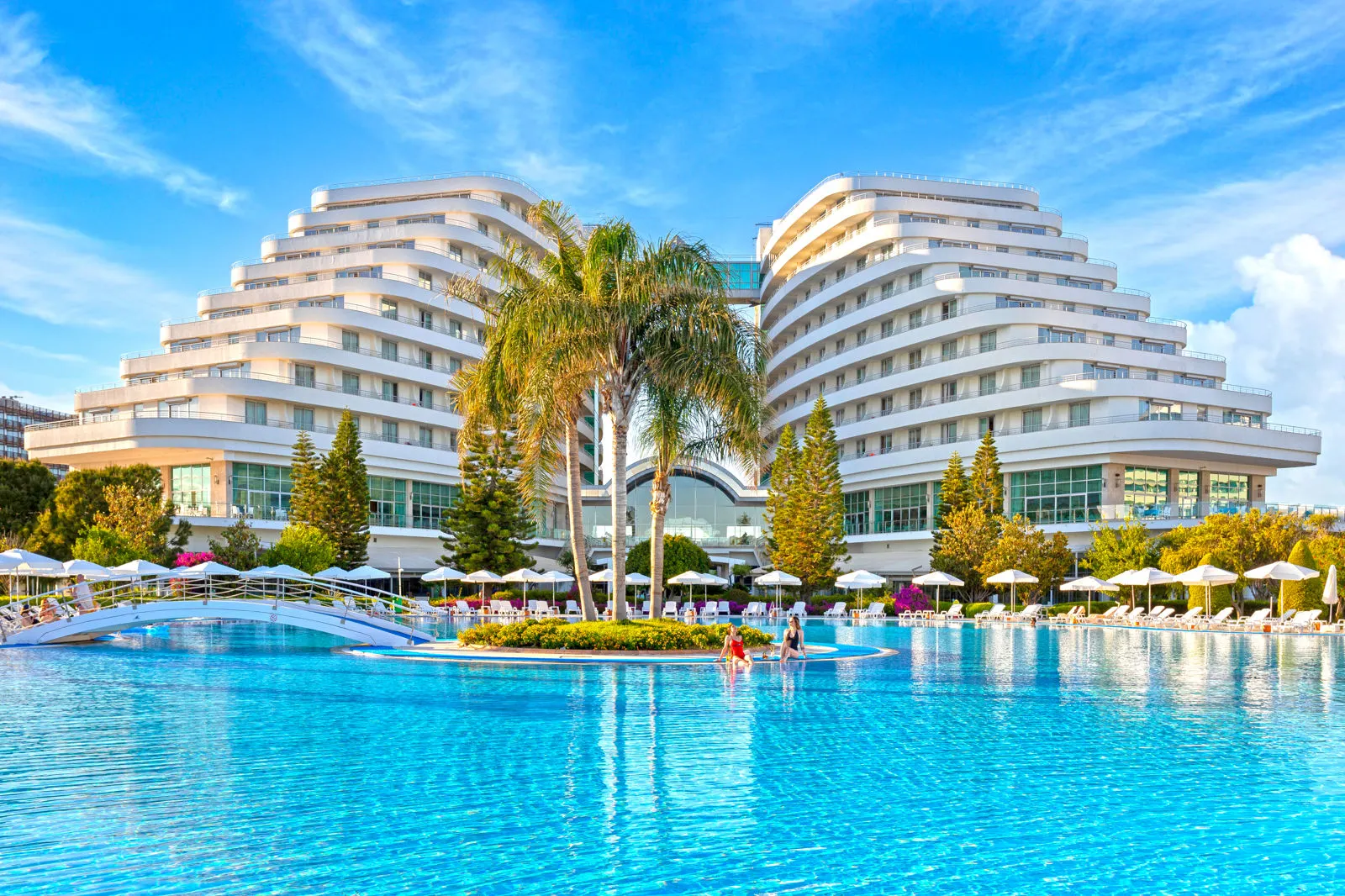 Miracle Resort
