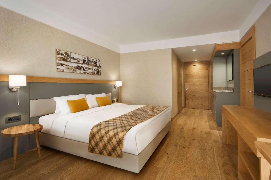 Ramada Hotel & Suites by Wyndham Adana, foto 8