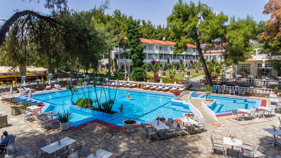 Porfi Beach Hotel