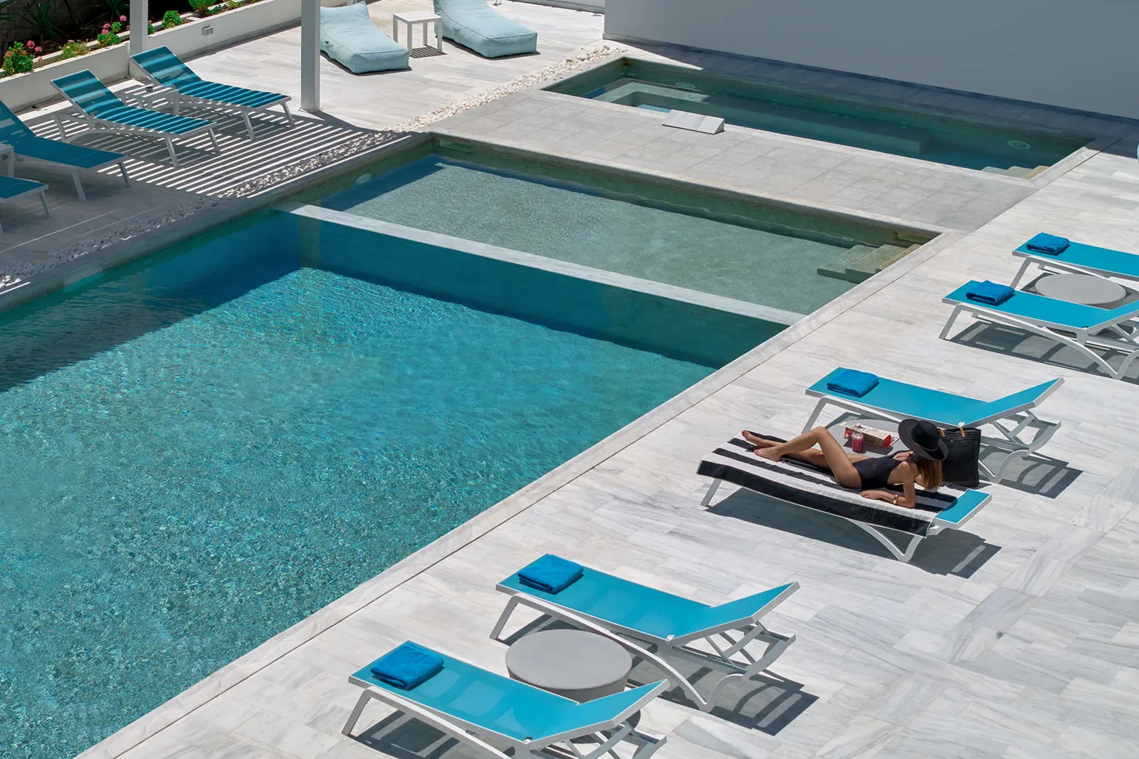 Defkalion Hotel
