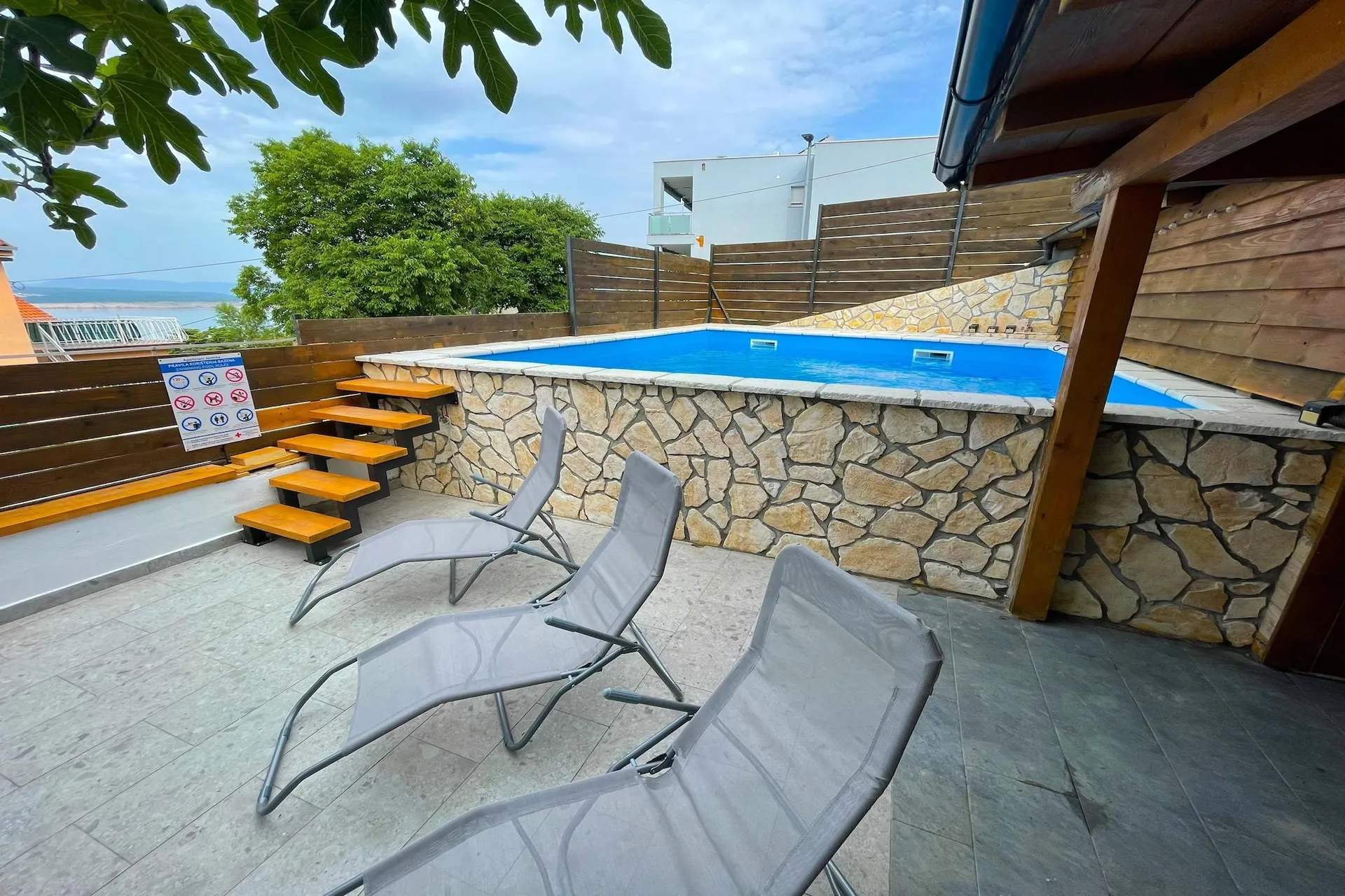 Piscine maison de vacances