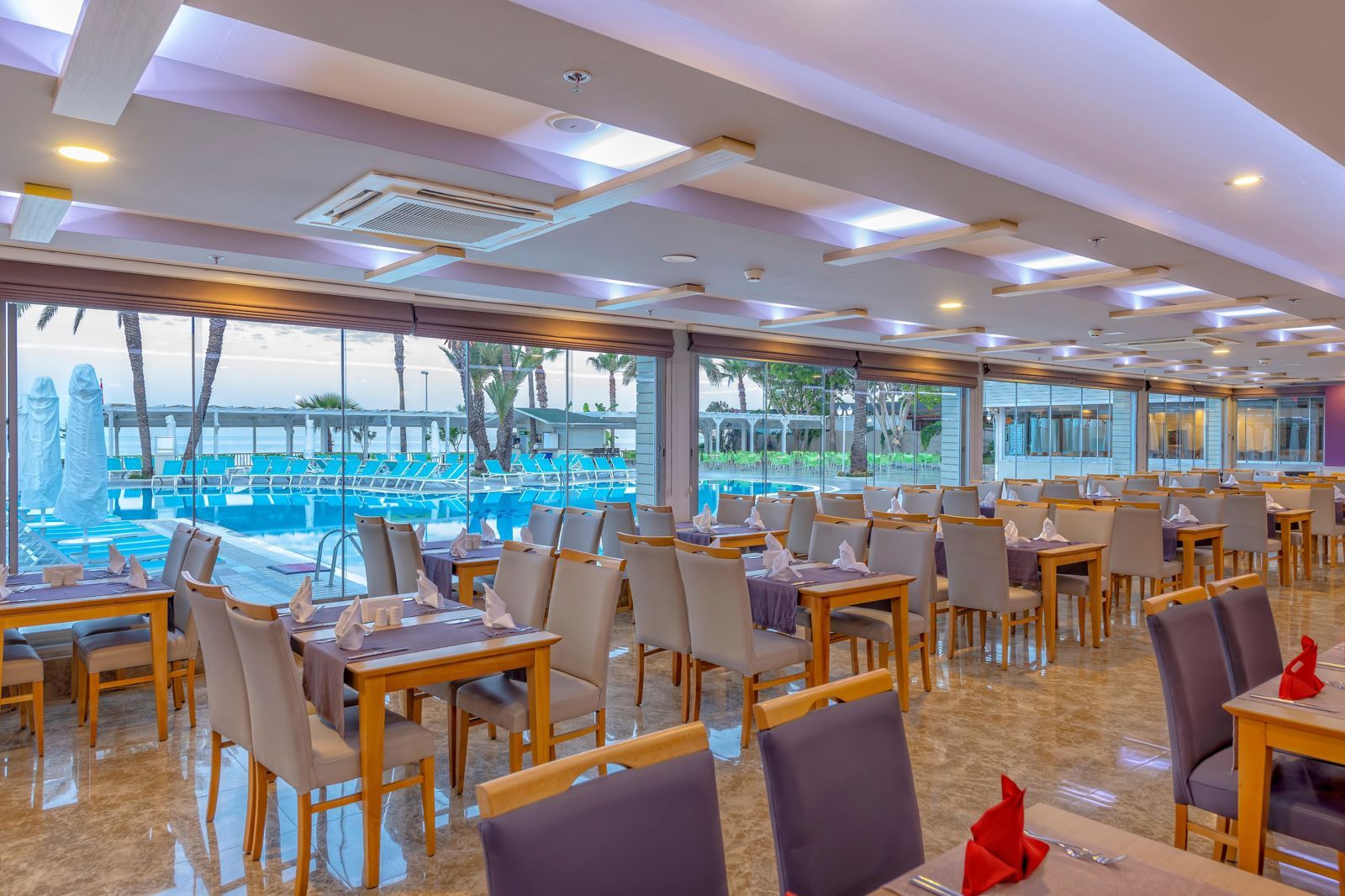 Sandy Beach Hotel, foto 11