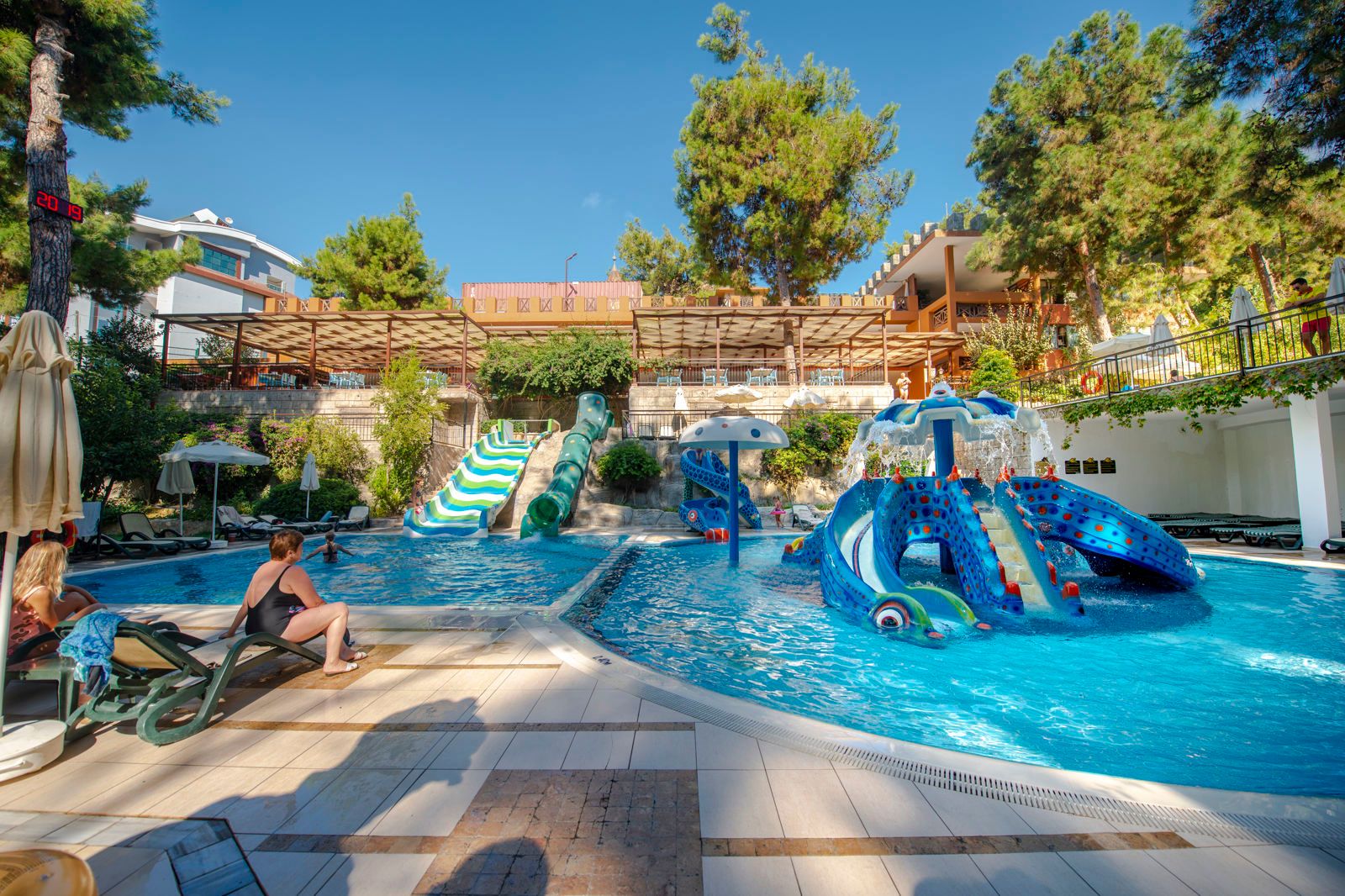 Utopia World Hotel, foto 8