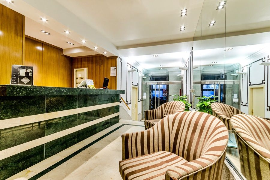 Exe Suites 33, foto 2