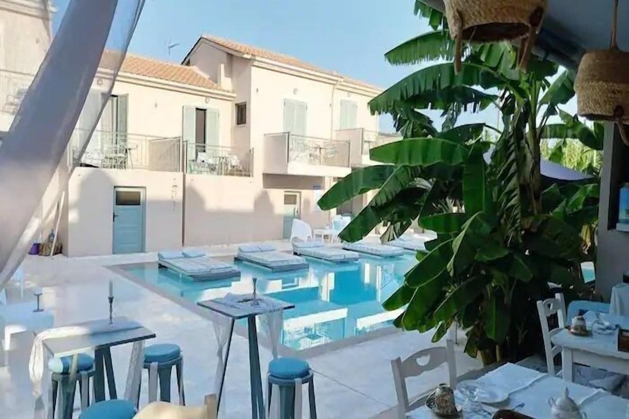 Villa Olga Lux Apartments & Studios