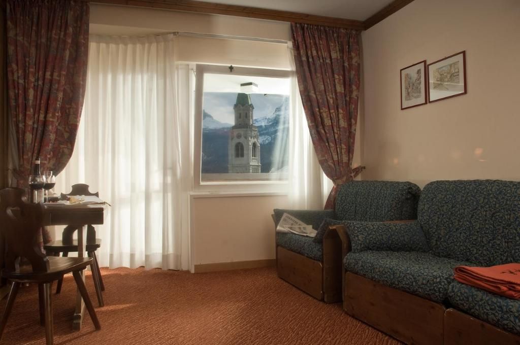 Hotel Alaska Cortina, foto 2