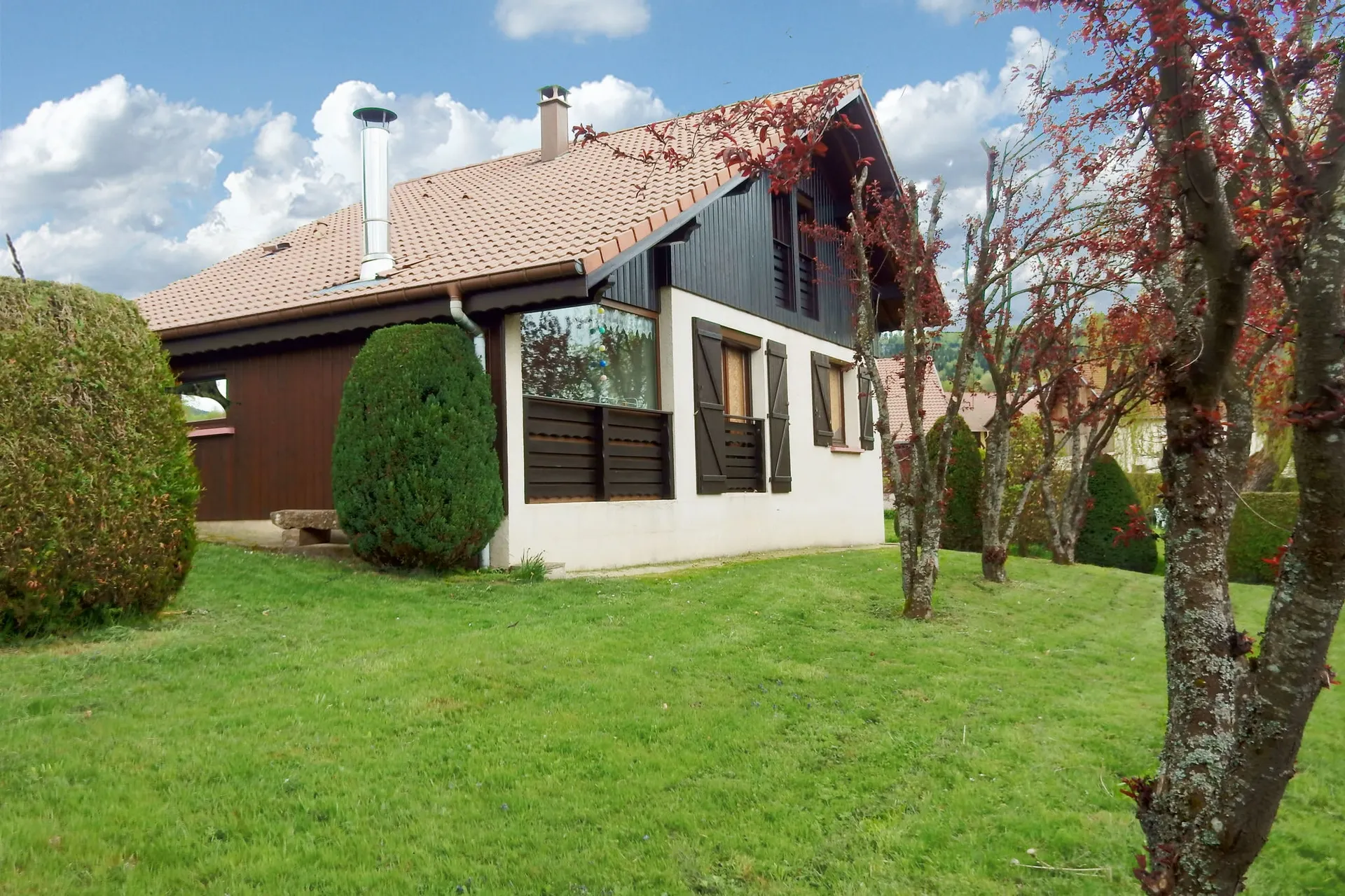 Extérieur maison de vacances (été)