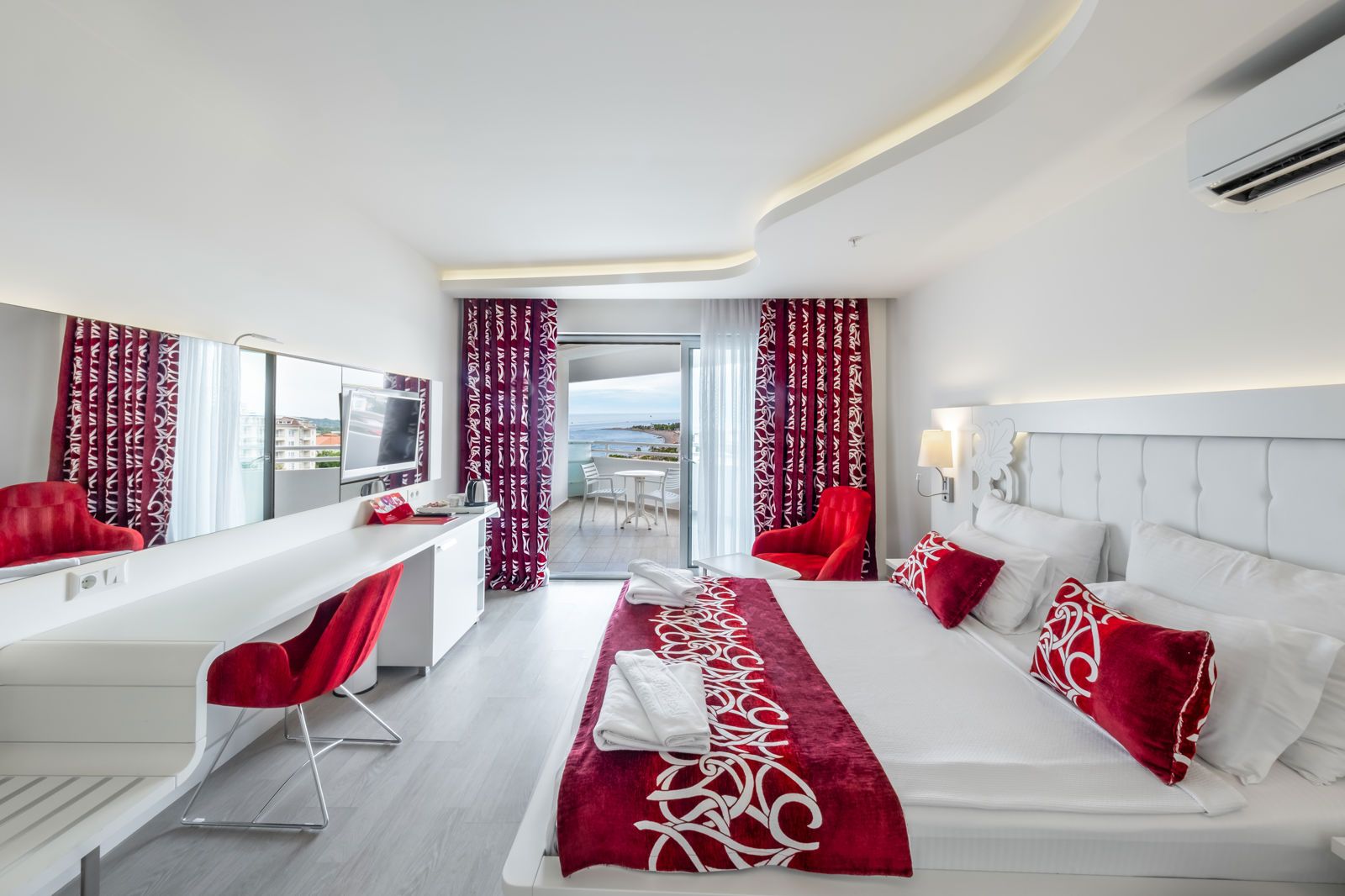 Laguna Beach Alya Resort & Spa, foto 2