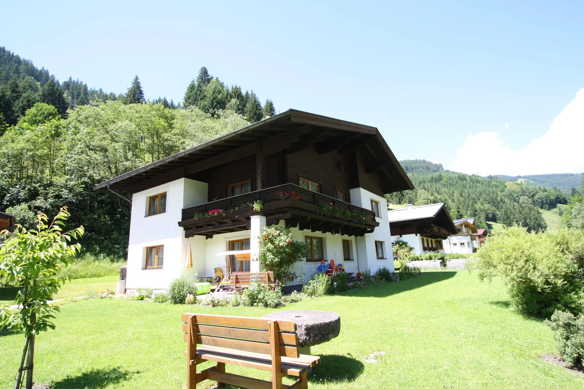 Exterieur vakantiehuis (zomer)