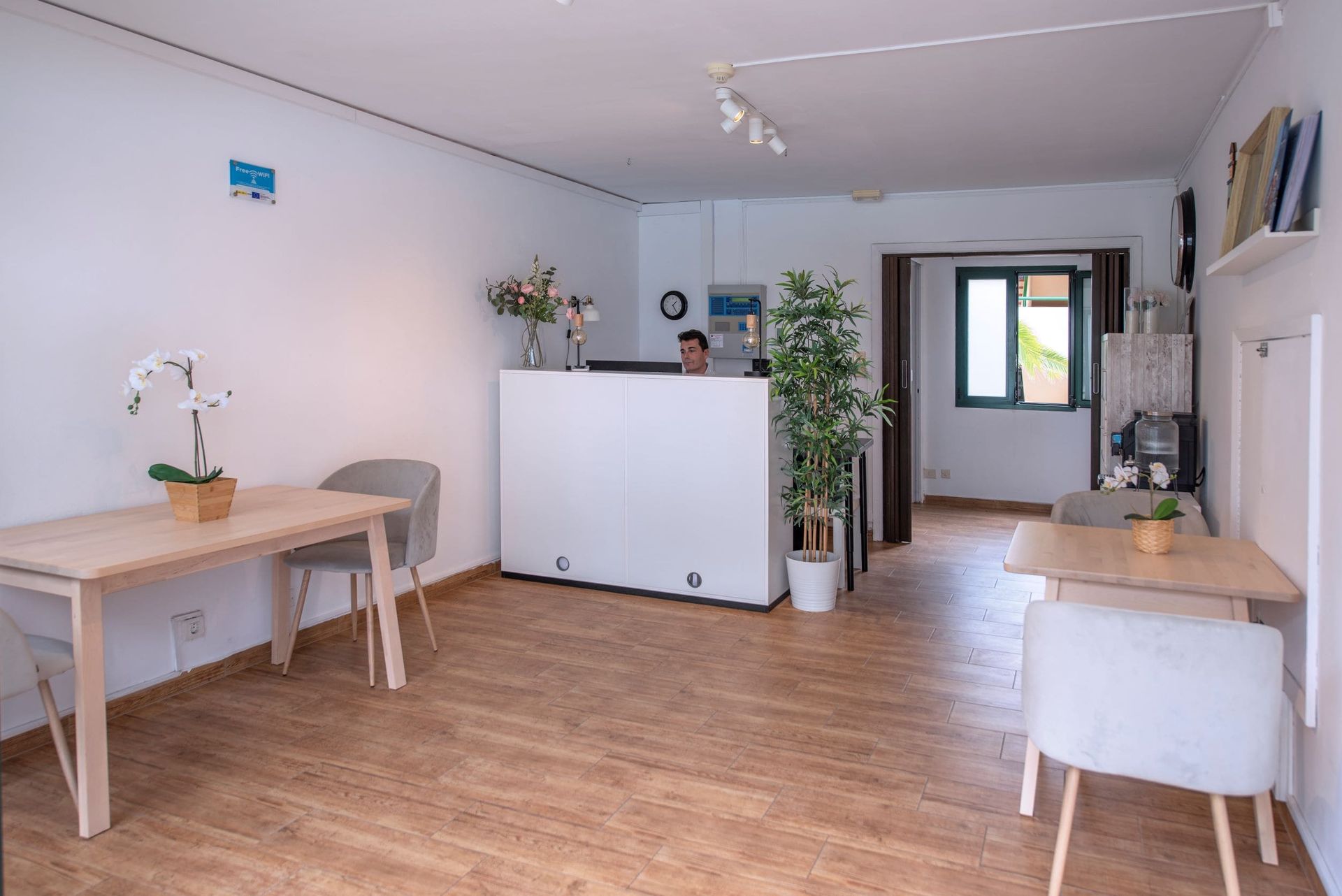 Los Rosales Apartamentos, foto 10
