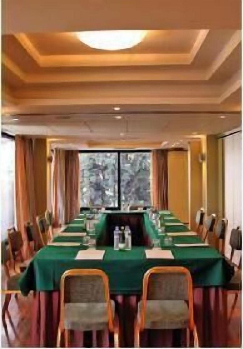 The Park Hotel Piraeus, foto 15