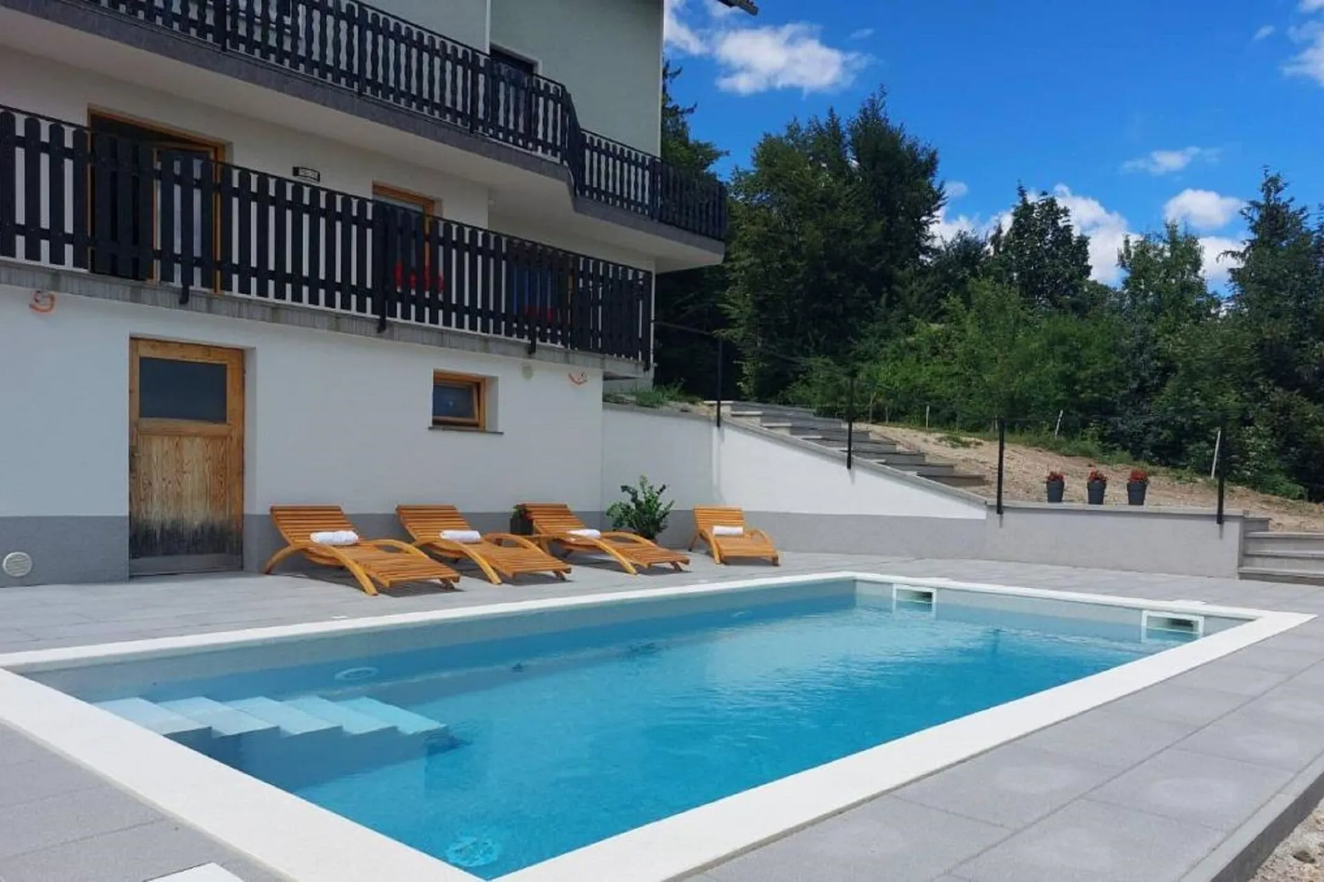 Piscine maison de vacances