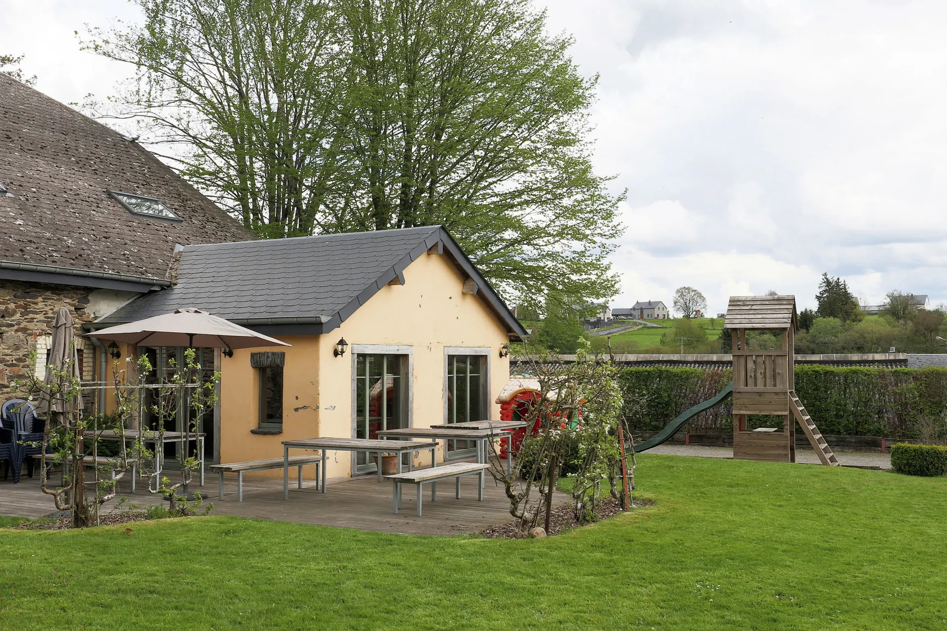 Exterieur vakantiehuis (zomer)