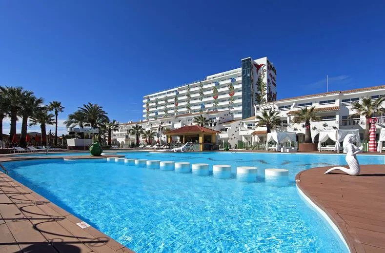 Ushuaïa Ibiza Beach Hotel