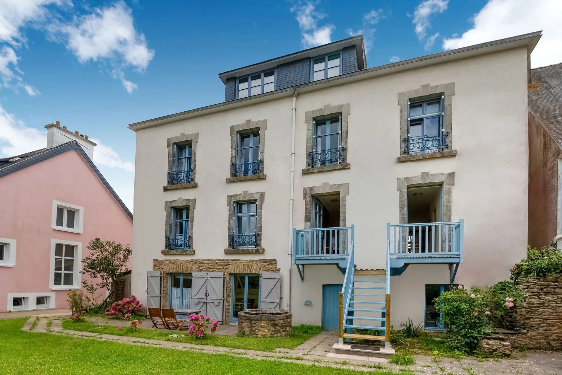 Extérieur maison de vacances (été)