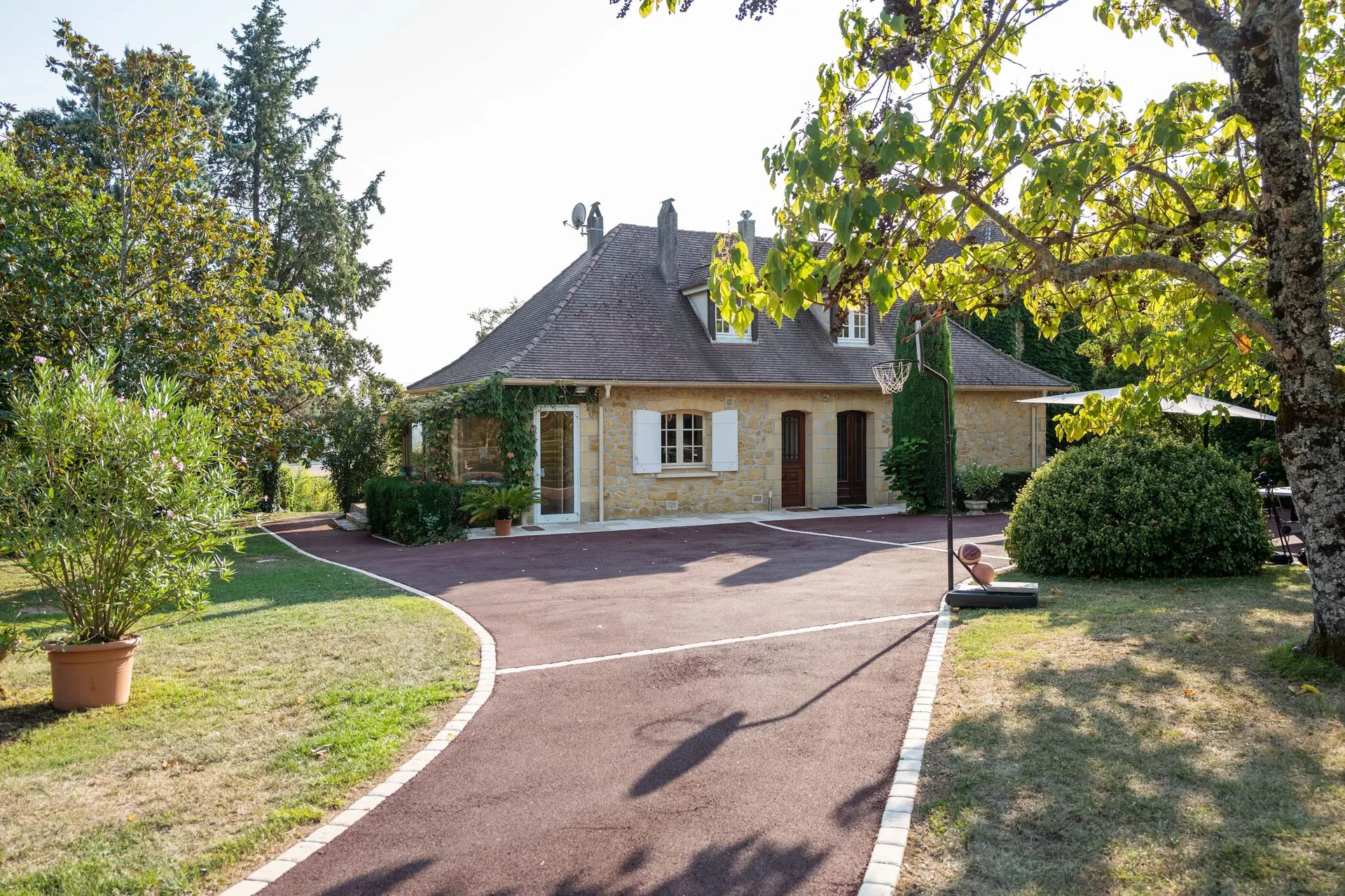 Exterieur vakantiehuis (zomer)
