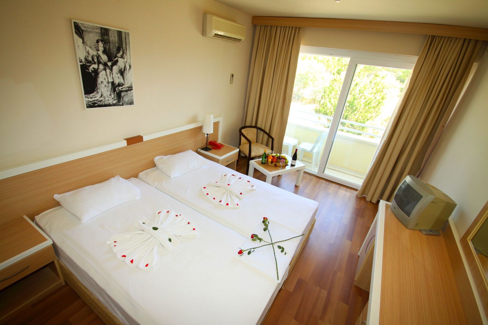 Tuntas Beach Hotel Altinkum, foto 8