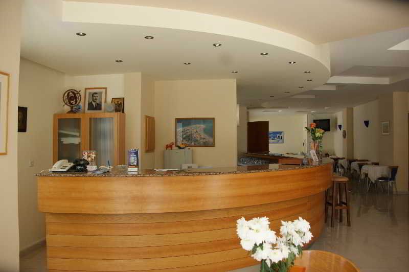 International, foto 8