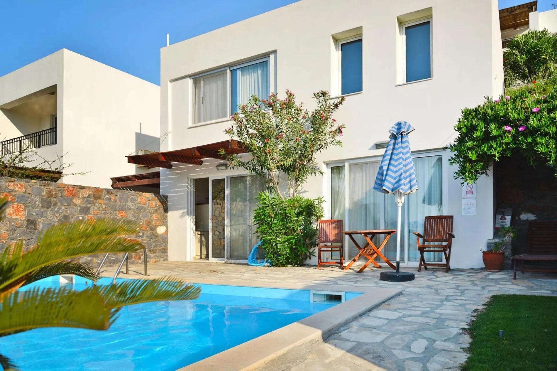 Extérieur maison de vacances (été)