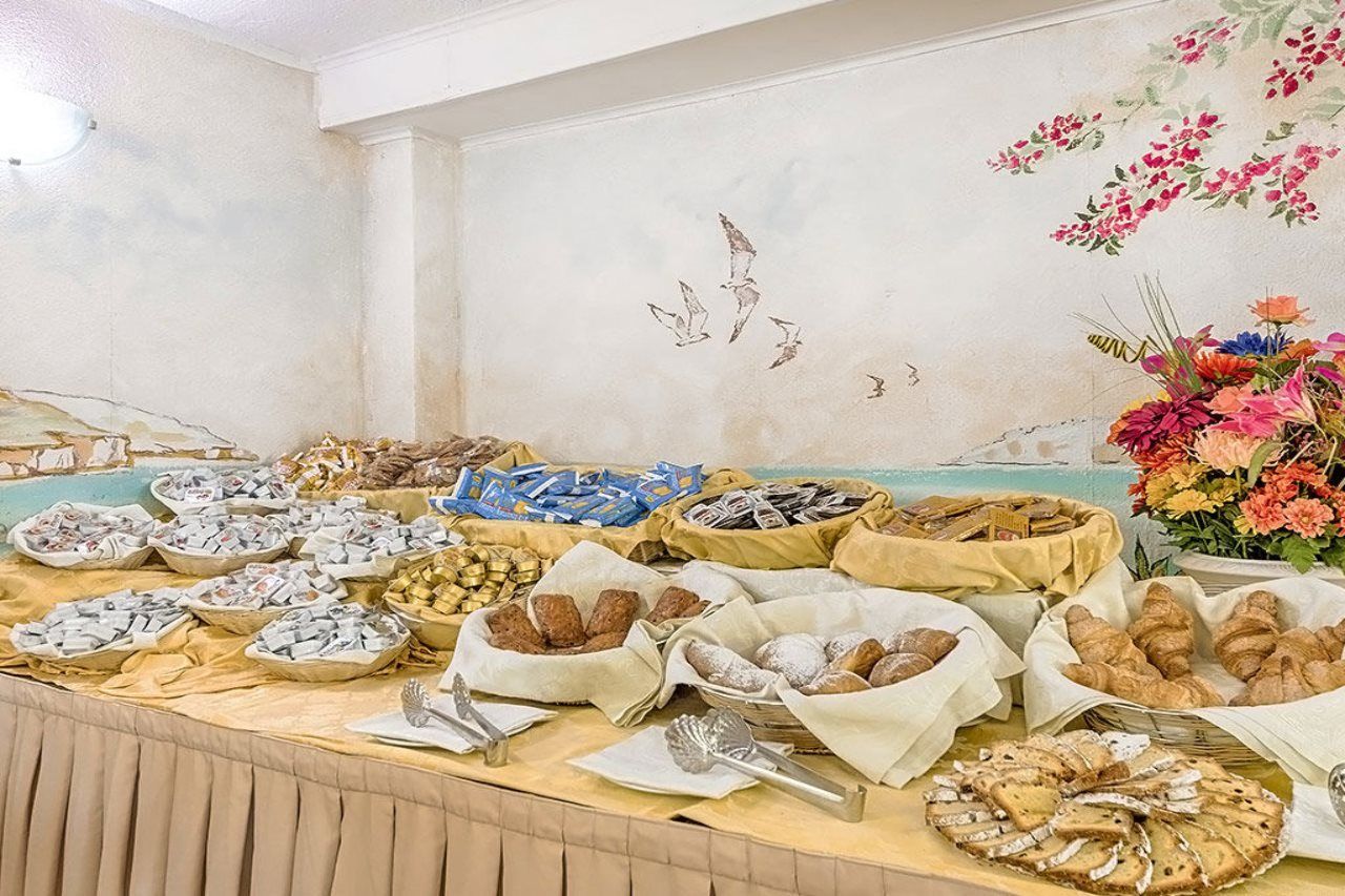 Colonna Beach Hotel, foto 14