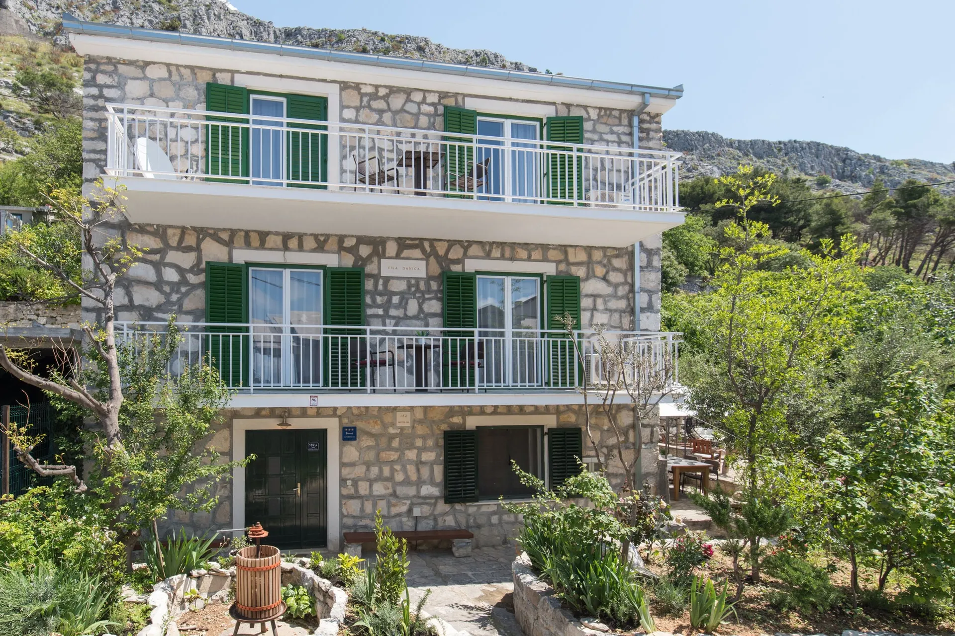 Extérieur maison de vacances (été)