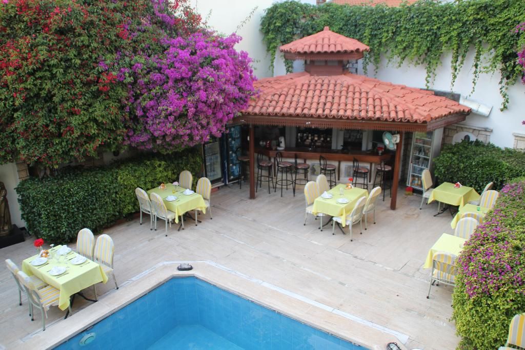 Karyatit Hotel, foto 12