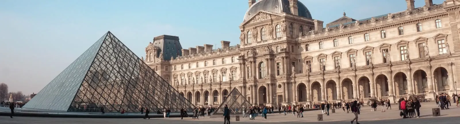 Réservez votre citytrip à Paris avec Neckermann. Des hôtels pour des couples, amis et familles aux prix doux. Réservez maintenant et découvrez bientôt le beau Paris.