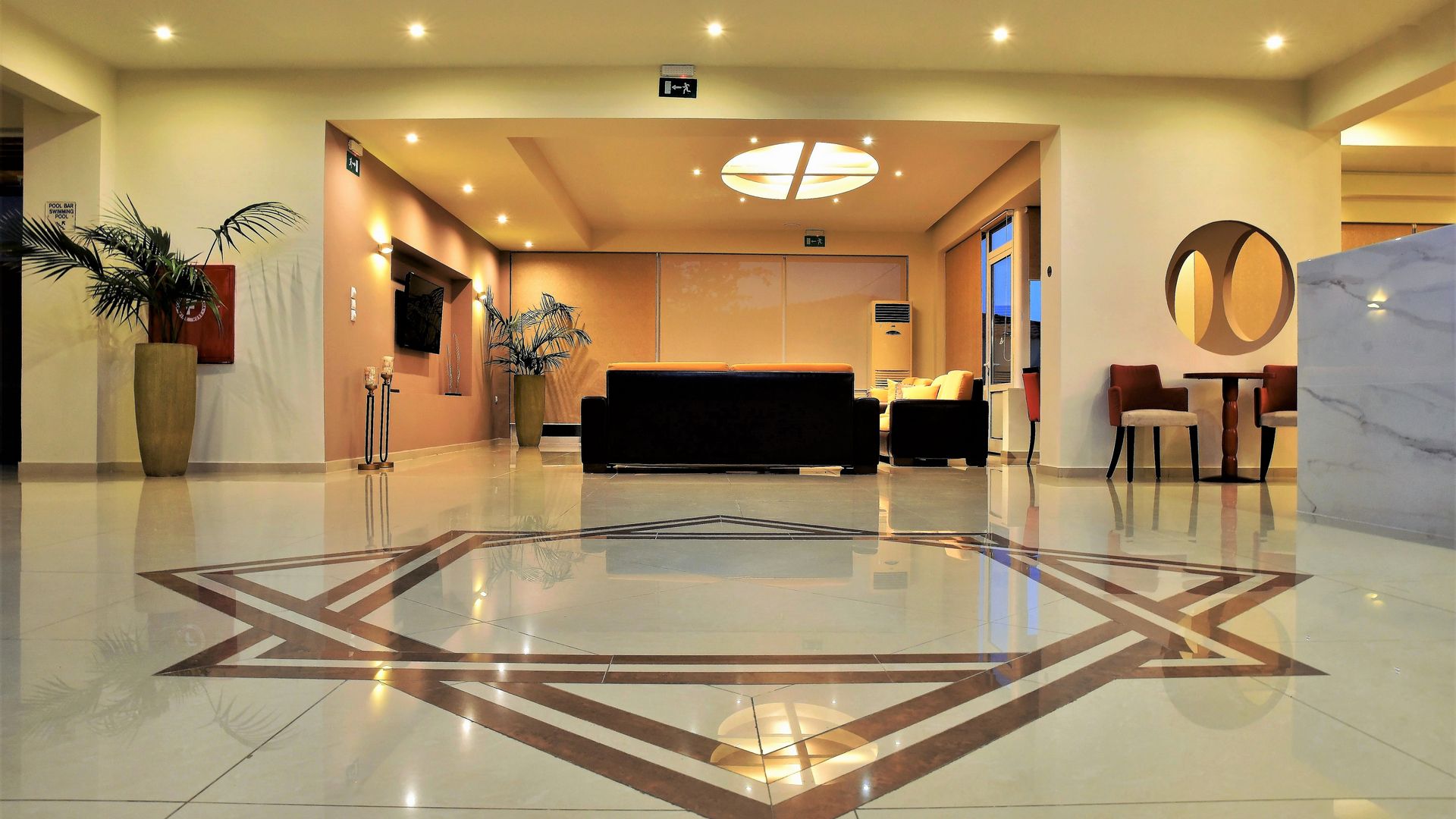Theo Hotel, foto 2