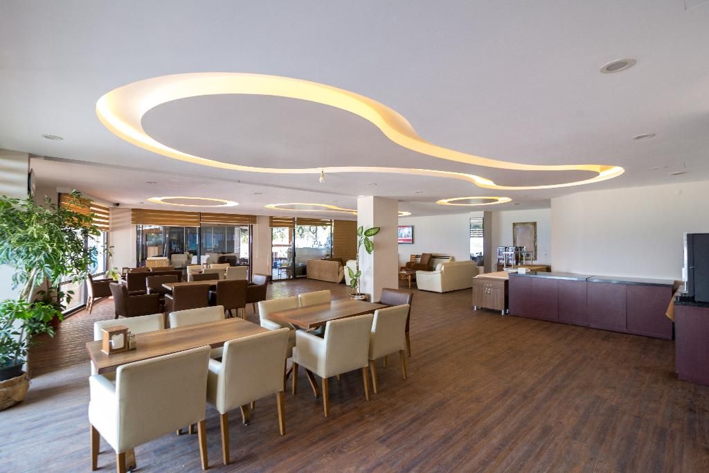 Sunday Beach Hotel, foto 11