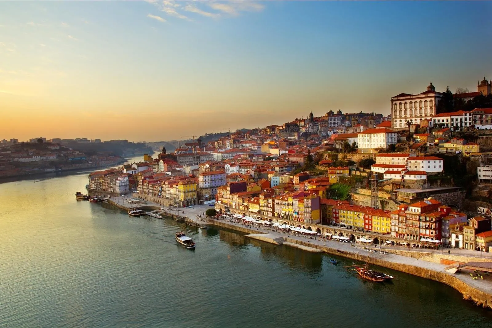Fly-drive Porto, Minho & Douro deluxe (hotels) 9 dagen