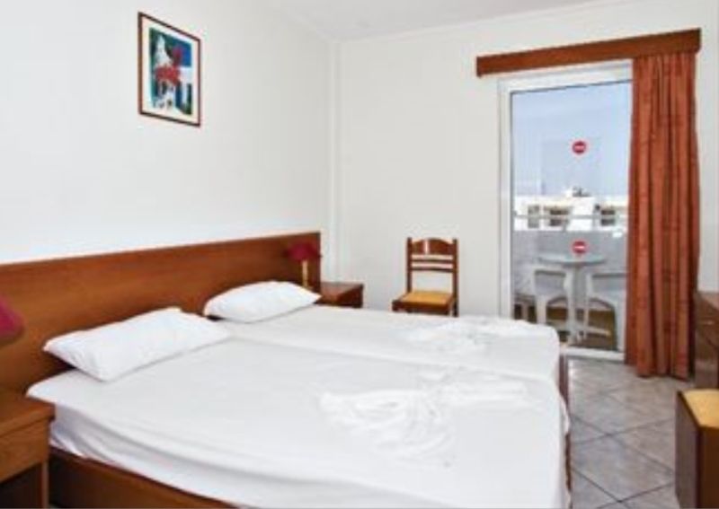 Kamari Bay, foto 3