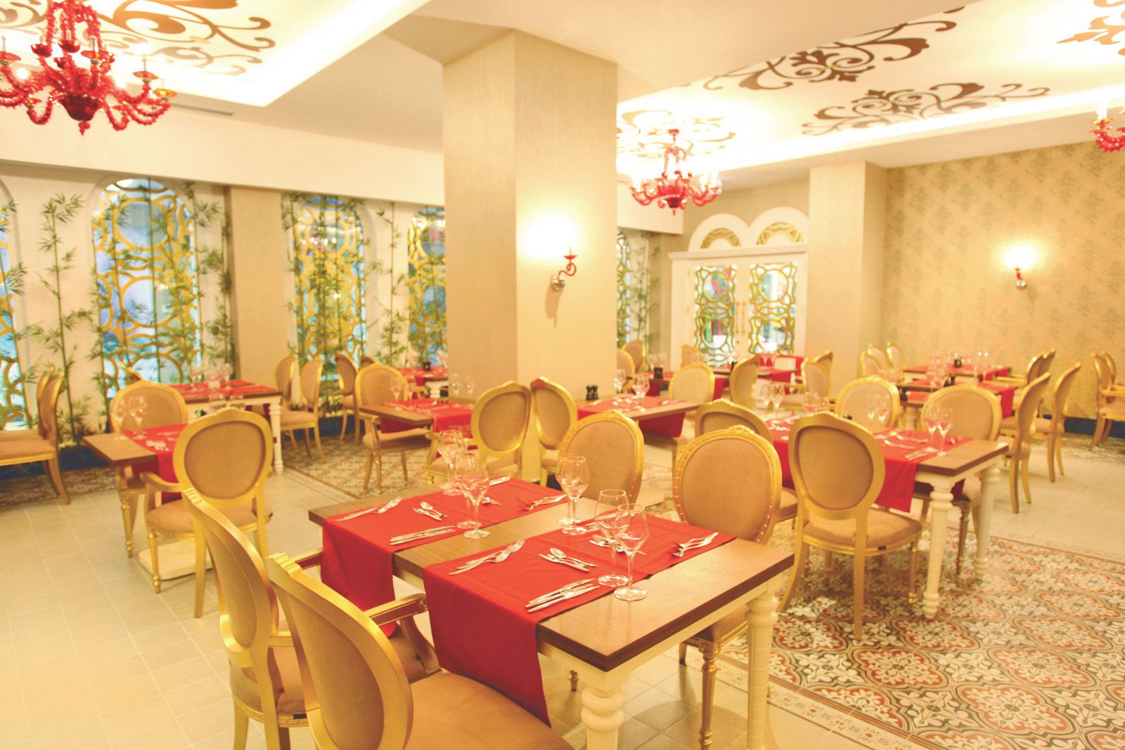 Azura Deluxe Resort & Spa Hotel, foto 12