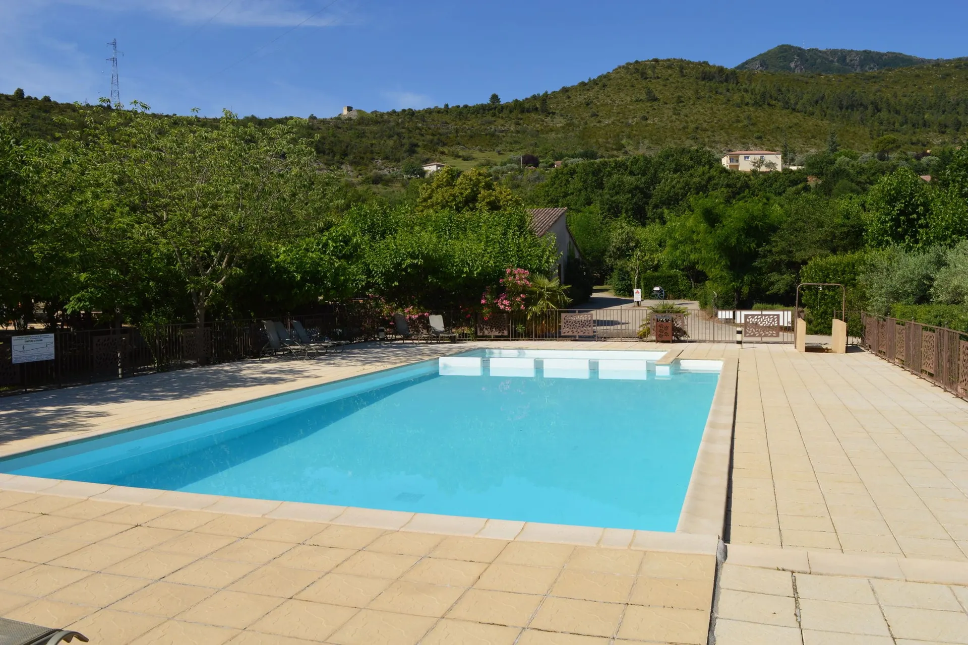 Piscine maison de vacances