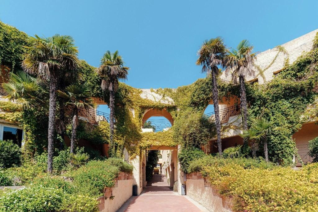 Mangia's Brucoli Sicily Autograph Collection, foto 8