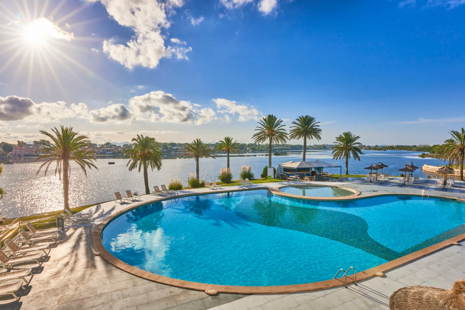 Leda Apartments by BelleVue Club