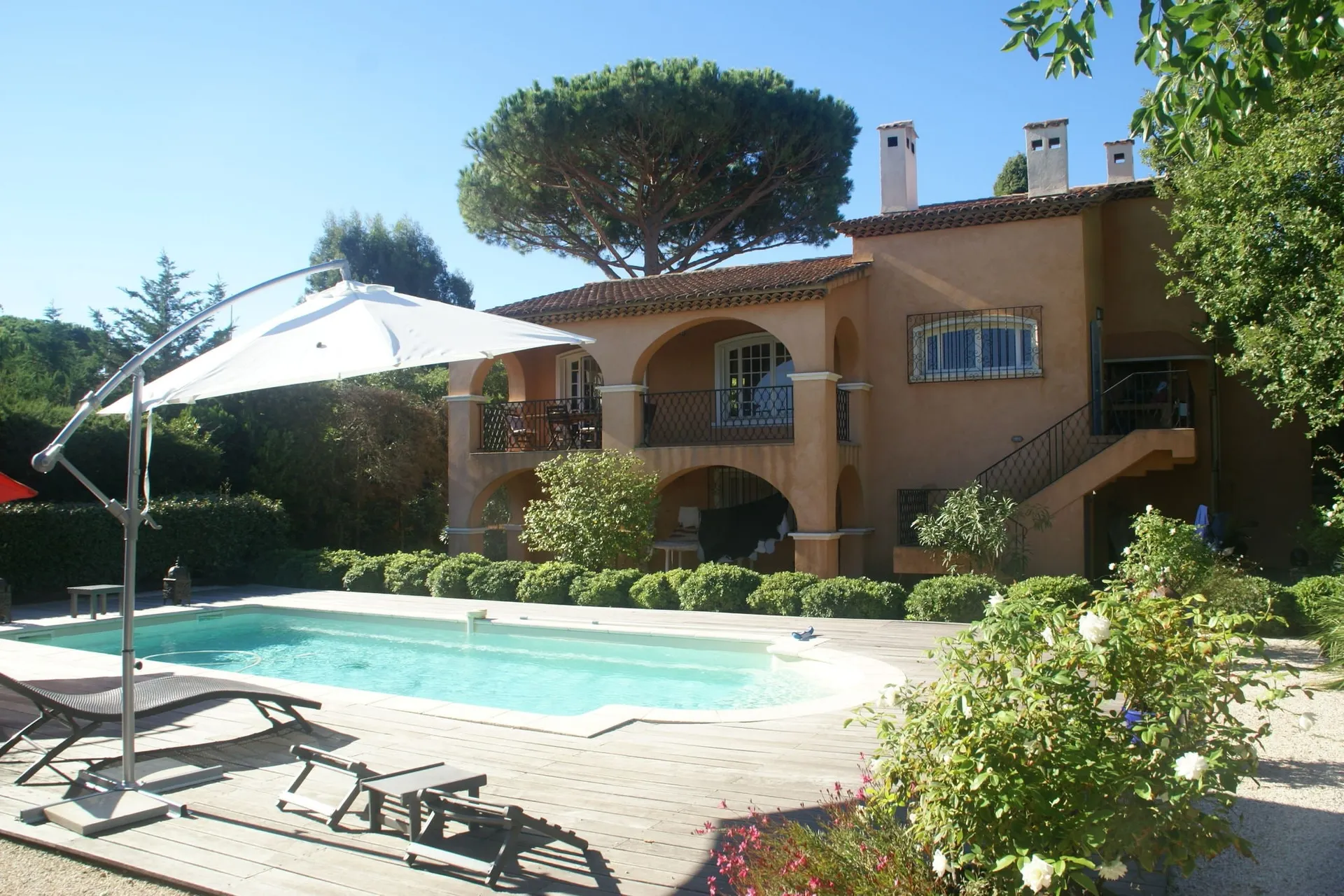 Extérieur maison de vacances (été)