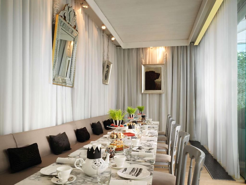 Sanderson London, foto 3