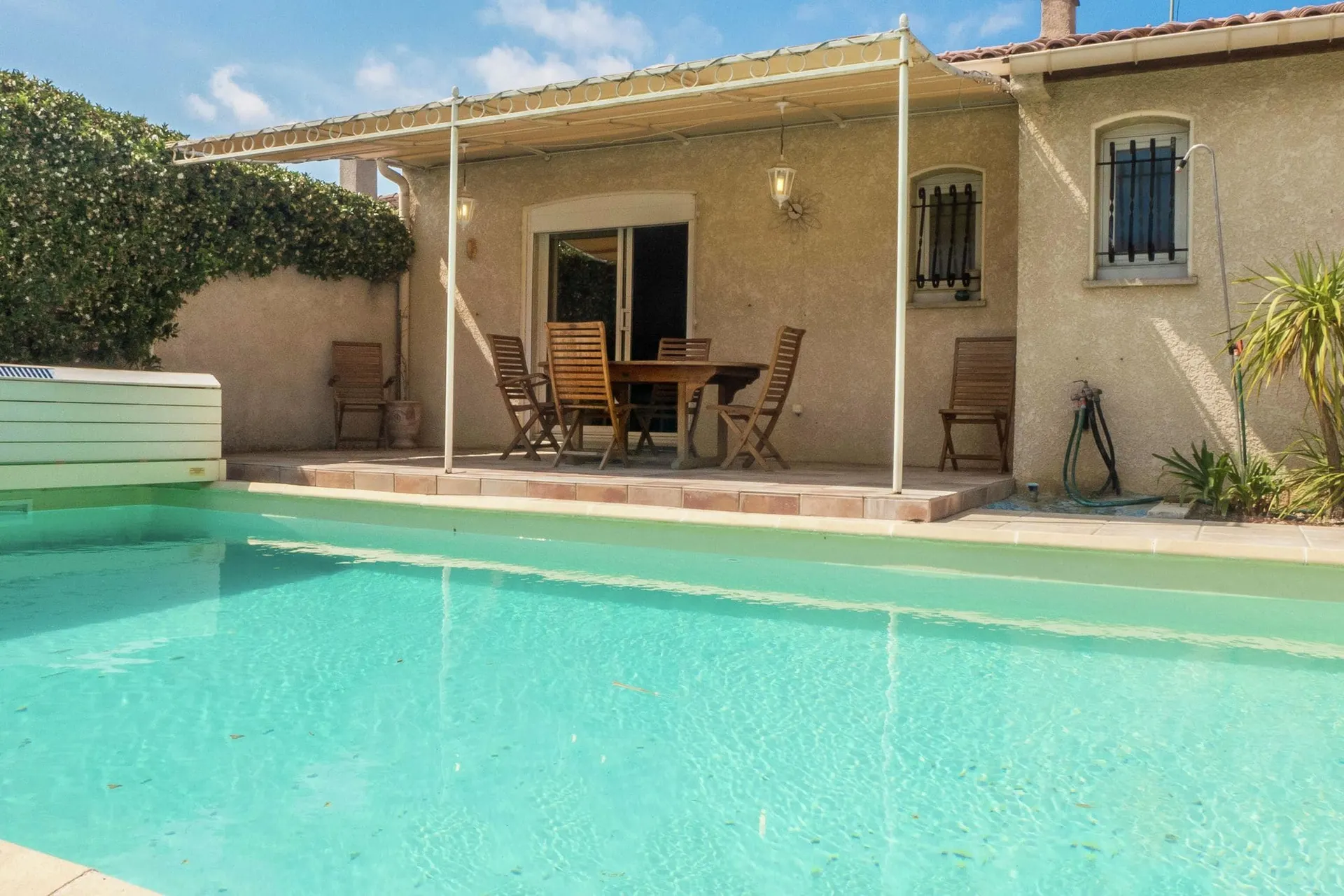 Extérieur maison de vacances (été)